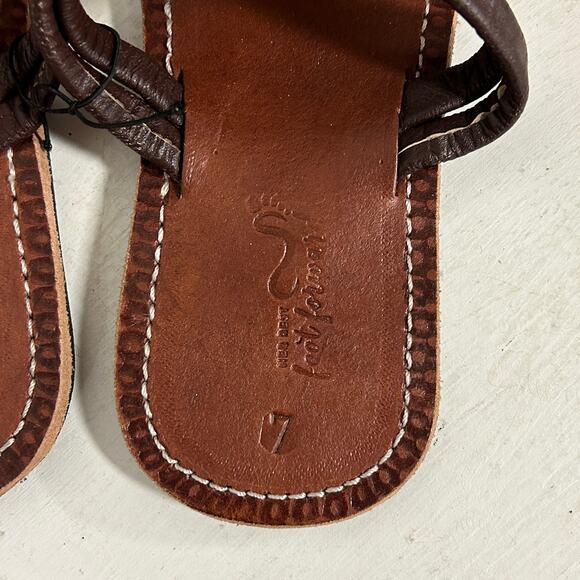 Her Best Foot Forward” Handmade Sandals Size 7 NWT - Picture 11 of 15